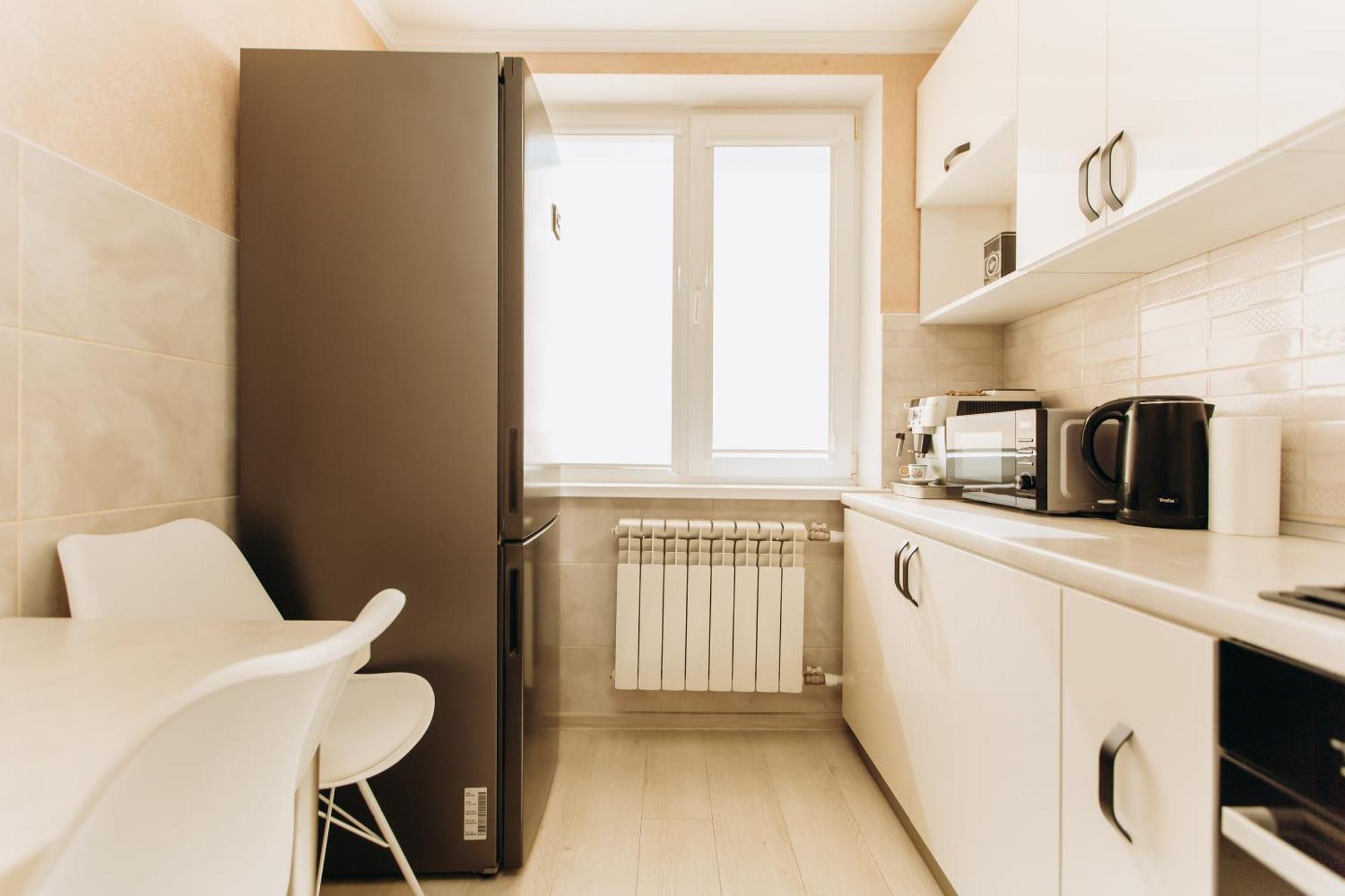 Apartment Luxury Family On Golovna: Prime Border Route Location Chernivtsi