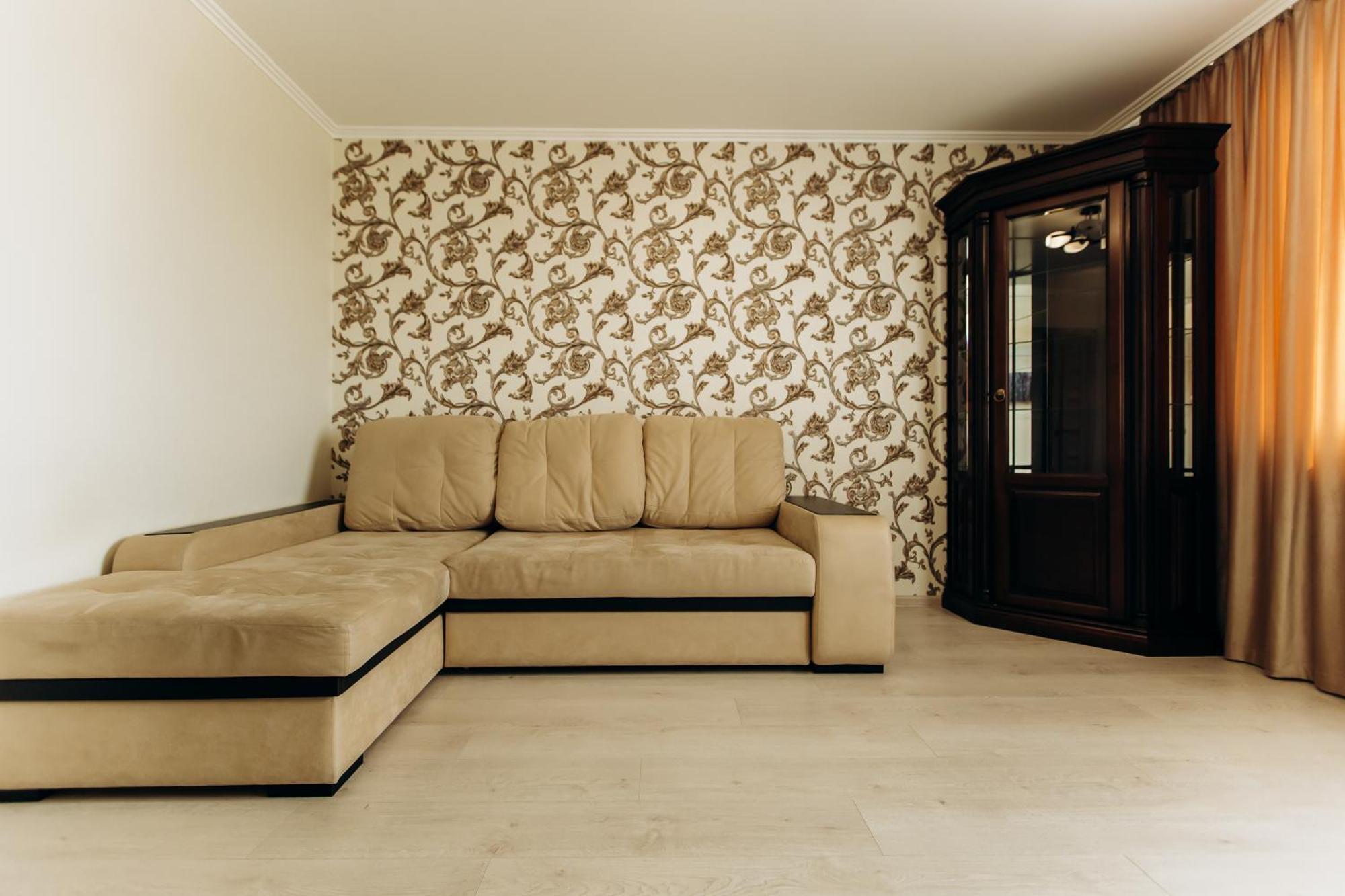 Apartment Luxury Family On Golovna: Prime Border Route Location *